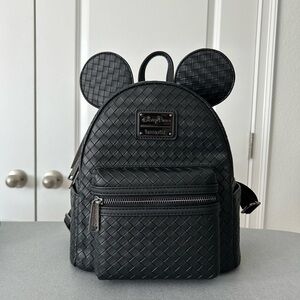NWT Mickey Mouse woven loungefly Disney parks mini backpack
